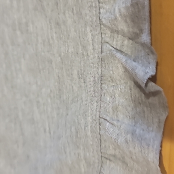 #30 Gray Marle Ruffle T-Shirt Top - Picture 9 of 11